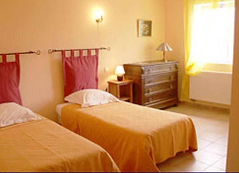 Chambre D'Hotes Domaine De La Trille ミルポワ 部屋 写真
